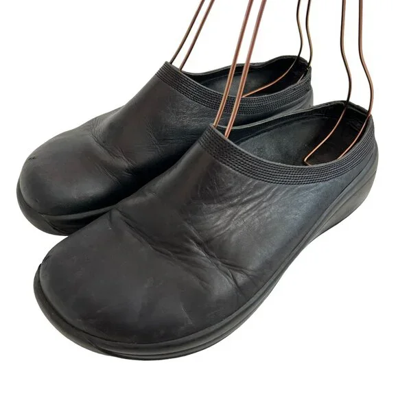 Birkenstock | Shoes | Tatami Birkenstock Clogs | Poshmark display picture 2